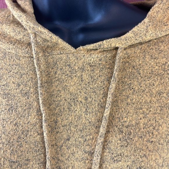 Misia Womans Large Yellow Pullover Hoodie – Casual Cozy - Picture 2 of 7